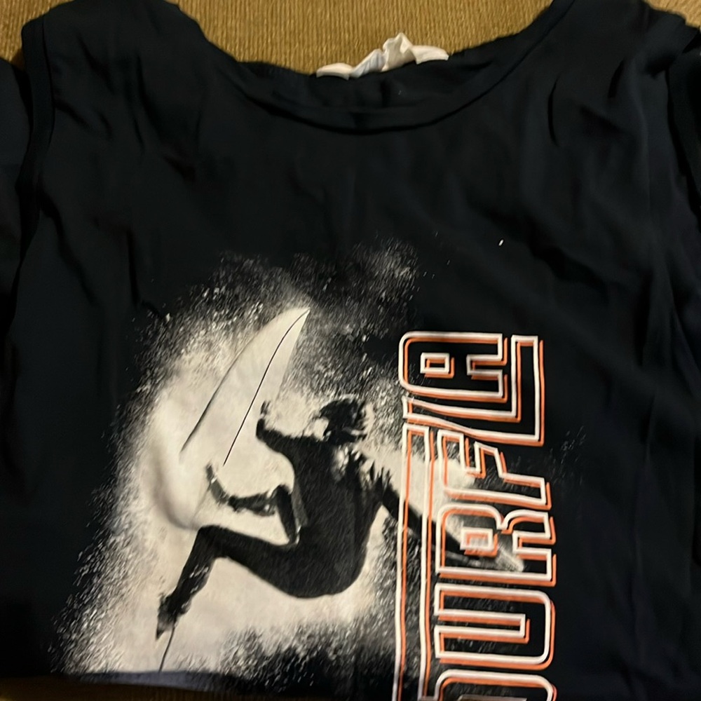 T-shirt sleeveless